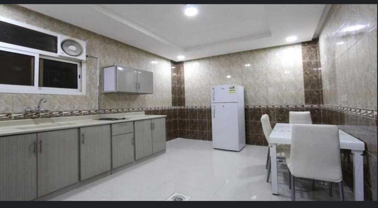 Hotel Manzel Aram 105-By Alazmi- Rijad Zewnętrze zdjęcie